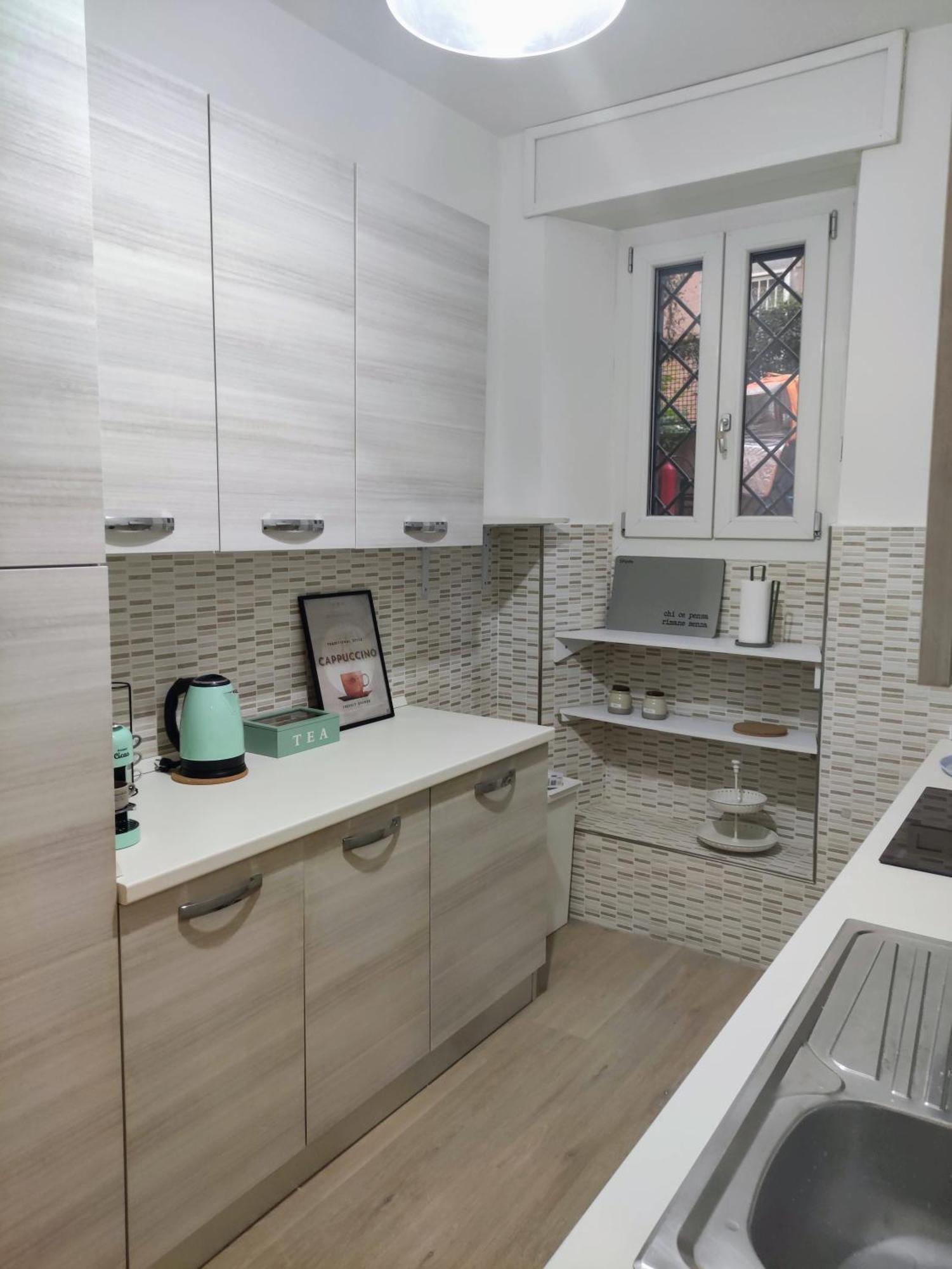 Metro Mirti Rome Suite Екстериор снимка